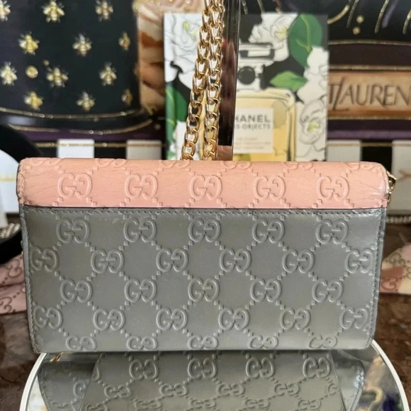 Gucci Pink and Gray Embossed Wallet - Picture 5 of 14